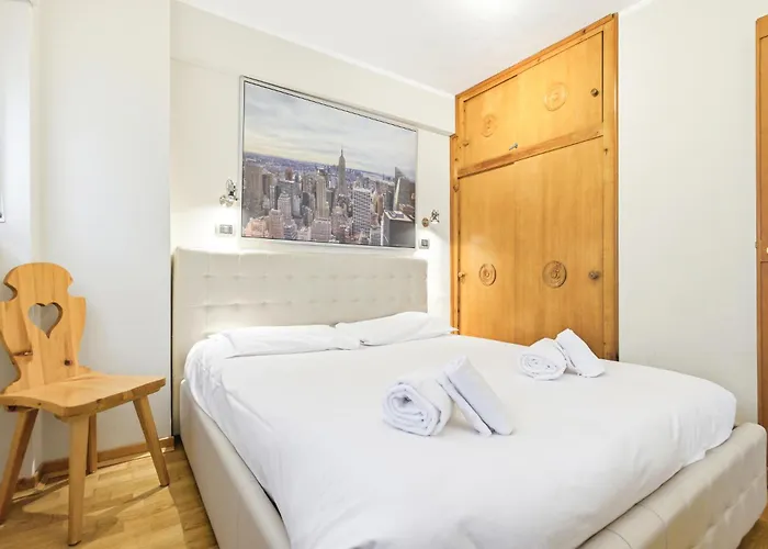Hostdomus - Sud Ovest Appartamento Sestriere
